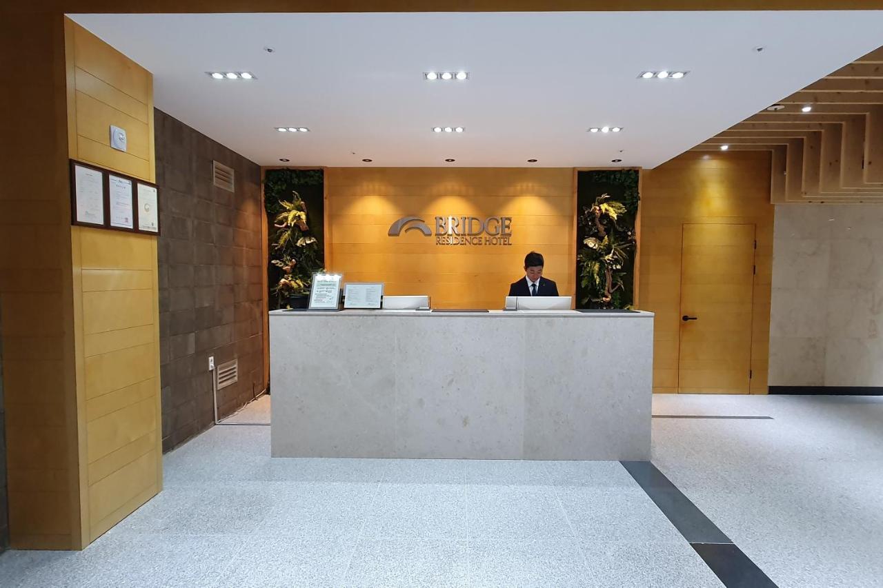 Bridge Residence Hotel Seogwipo Exterior photo