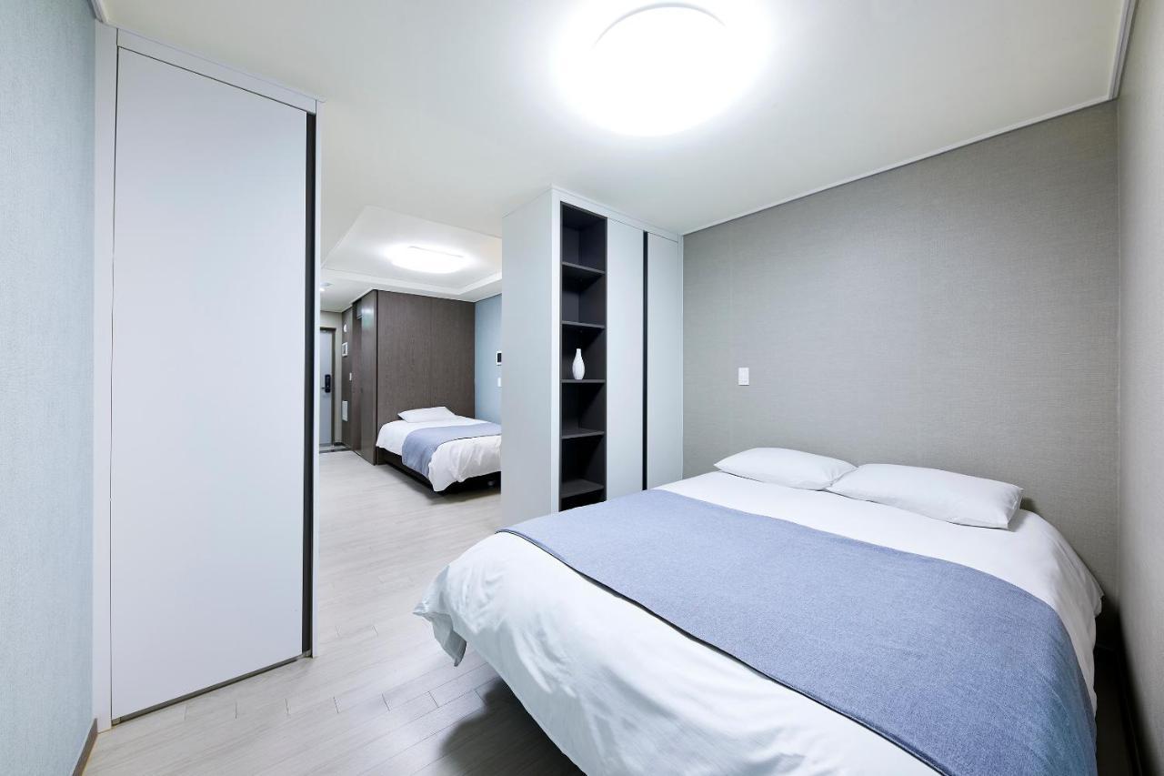 Bridge Residence Hotel Seogwipo Exterior photo